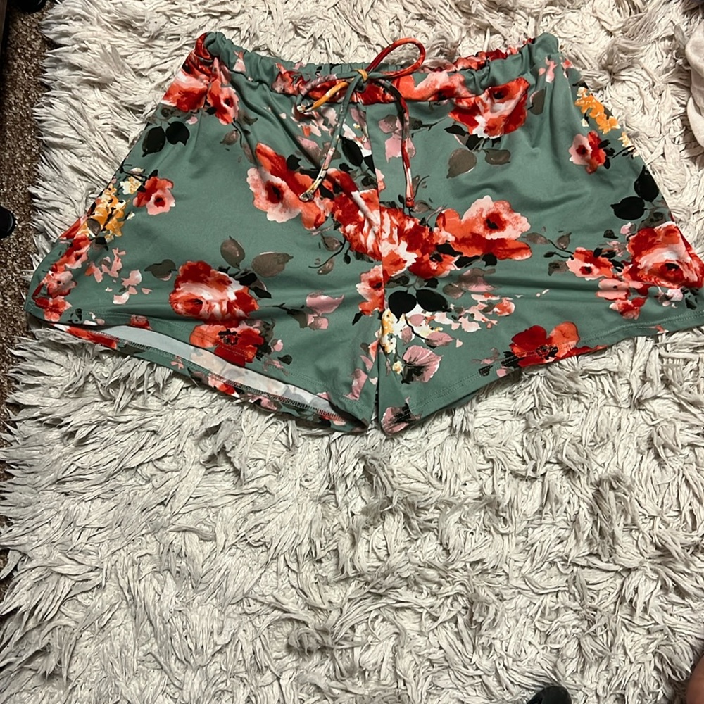 Grace and lace medium sized pajama shorts